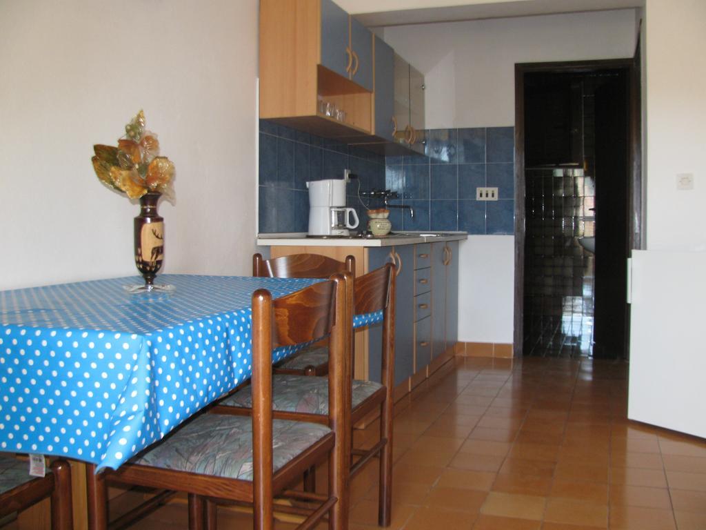 Apartments E And J Rabac Exterior foto